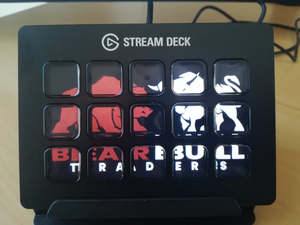 Streamdeck.thumb.jpg.45a728555418ddd345469024ba23762c.jpg